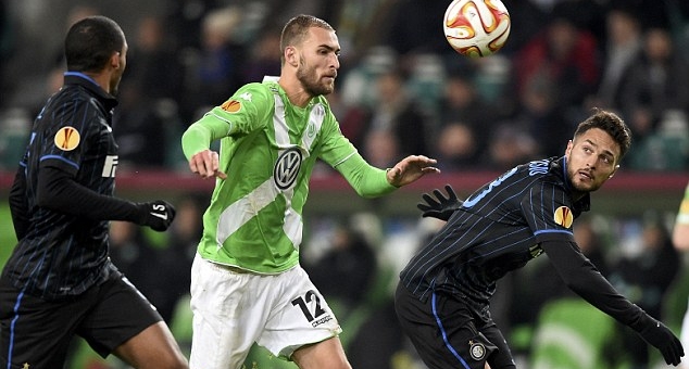 Video clip bàn thắng: Wolfsburg 3-1 Inter (Vòng 1/8 Europa League)
