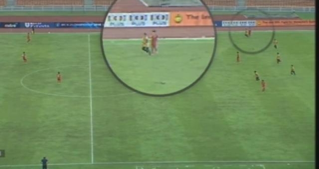 VIDEO: Tình huống đánh nguội của cầu thủ U23 Việt Nam