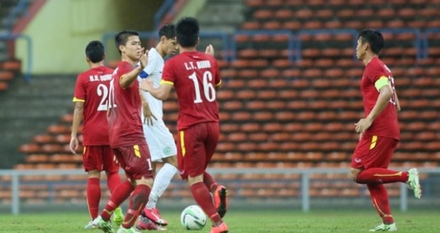 VIDEO: Thanh Bình lập hat-trick 5-0 cho U23 Việt Nam