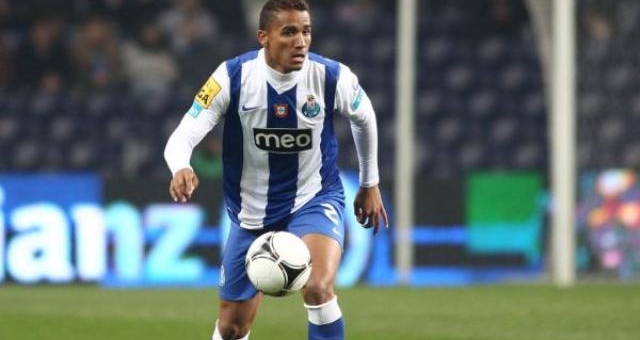 VIDEO: Danilo - Tài năng trẻ mới gia nhập Real Madrid