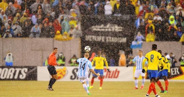 Video clip bàn thắng: Argentina 2-1 Ecuador (Giao hữu quốc tế)