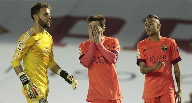 Hậu vệ tỏa sáng, Barca chật vật đánh bại Celta Vigo