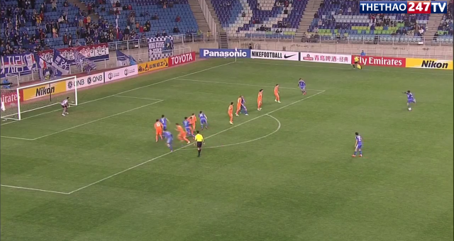 VIDEO: Siêu phẩm sút phạt từ 30m của sao Hàn Quốc tại AFC Champions League