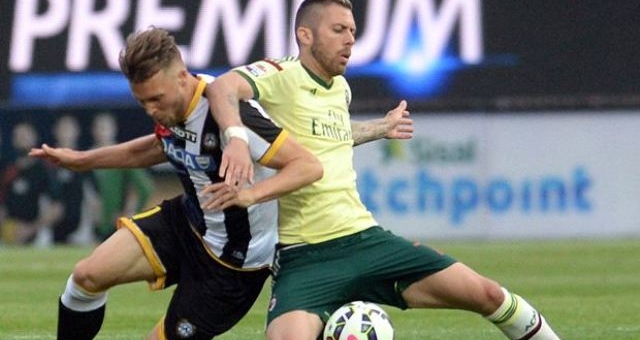 Video clip bàn thắng: Udinese 2-1 AC Milan (VĐQG Italia 2014/15)
