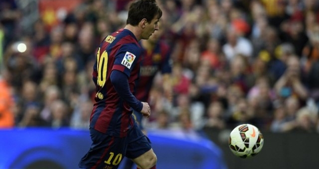 VIDEO: Màn trình diễn của Messi trong chiến thắng 6 sao của Barca