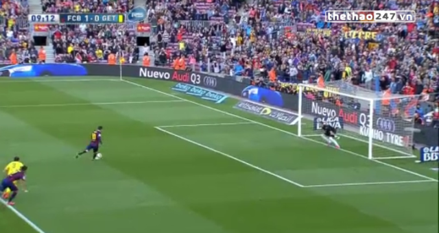 VIDEO: Cú panenka điệu nghệ của Messi ở trận đấu Barca - Getafe