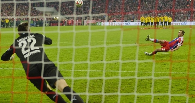 VIDEO: Loạt penalty thảm họa của các cầu thủ Bayern Munich