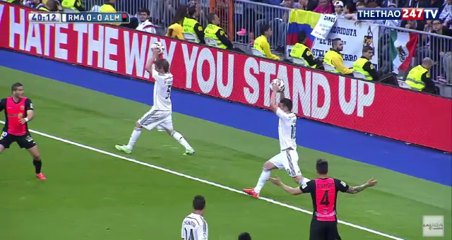 VIDEO: Pha ném biên siêu hài của Coentrao và James Rodriguez