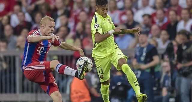 Video clip bàn thắng: Bayern Munich 3-2 Barcelona (Bán kết Champions League)