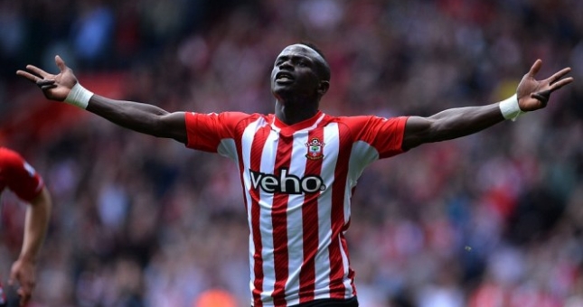 VIDEO: Cú hattrick nhanh nhất lịch sử Premier League của Sadio Mane