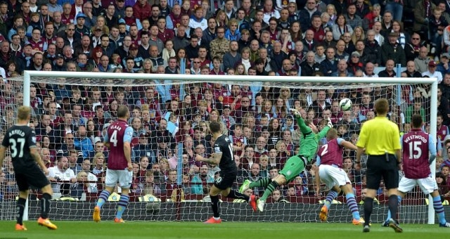 Video clip bàn thắng: Aston Villa 0-1 Burnley (Ngoại hạng Anh 2014/15)