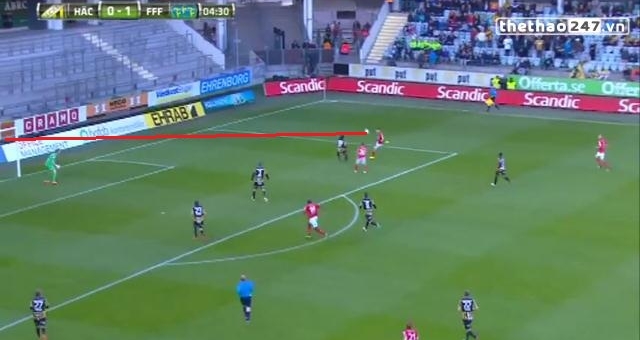 VIDEO: Siêu phẩm volley của huyền thoại Van Basten được tái hiện ở Thụy Điển