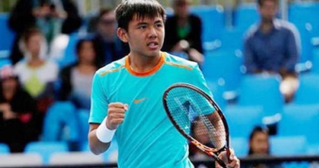 Lý Hoàng Nam lọt vào vòng 2 giải trẻ Roland Garros