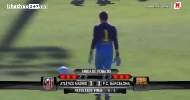 VIDEO: Thủ môn nhí Barca cản phá 6 cú sút penalty và ghi bàn quyết định