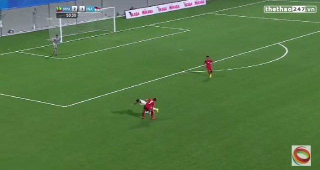 VIDEO: Hậu vệ U23 Indonesia tiếp tục biếu không bàn thắng cho U23 Myanmar