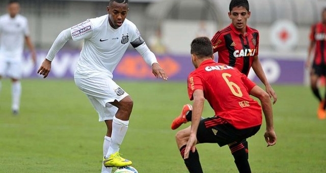 VIDEO: Robinho phô diễn kỹ thuật thần sầu loại bỏ 3 hậu vệ đối phương