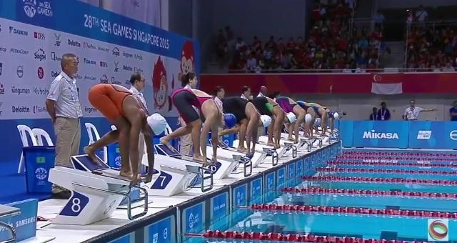 Video SEA Games 28: Chung kết 50m bơi tự do nữ - Nguyễn Diệp Phương Trâm