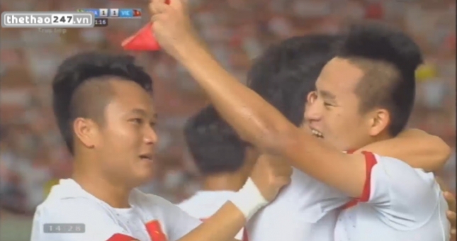 VIDEO: Huy Toàn gỡ hòa đầy cảm xúc cho U23 Việt Nam