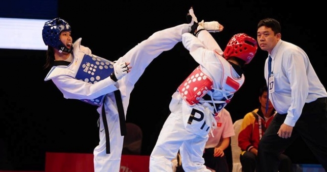 Video SEA Games 28: Trương Thị Kim Tuyến giành HCV thứ 3 cho Taekwondo