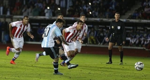 Video clip bàn thắng: Argentina 2-2 Paraguay (Copa America 2015)