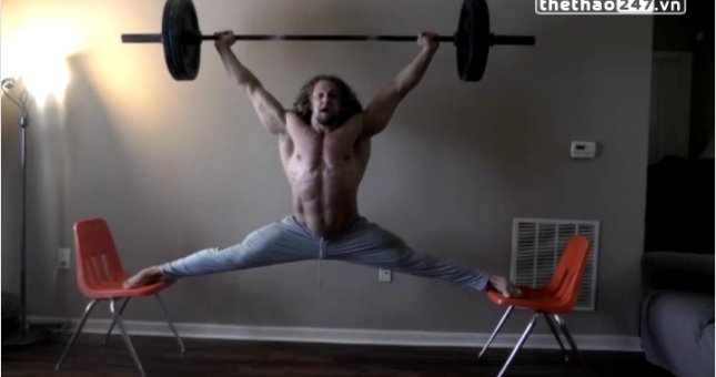VIDEO: Pha nâng tạ siêu khó thách thức các lực sỹ
