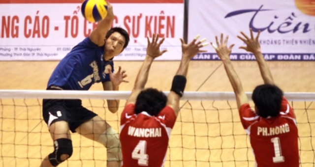 VIDEO: Ngô Văn Kiều - Từ sếu vườn đến 'oanh tạc cơ'