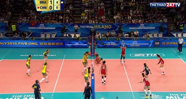 Video bóng chuyền: Pha giằng co kinh điển giữa nữ Brazil và Trung Quốc