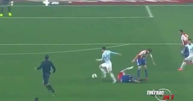 VIDEO: Messi và những pha bóng khiến đối thủ nằm sân
