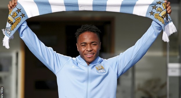 Ra mắt Man City, Sterling gấp rút sang Việt Nam