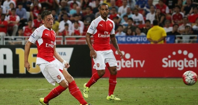 Video bàn thắng: Everton 1-3 Arsenal (Giao hữu 2015)