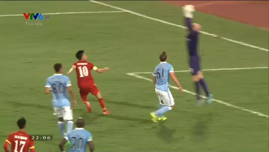 VIDEO: Văn Quyết ghi bàn thắng danh dự cho ĐTVN