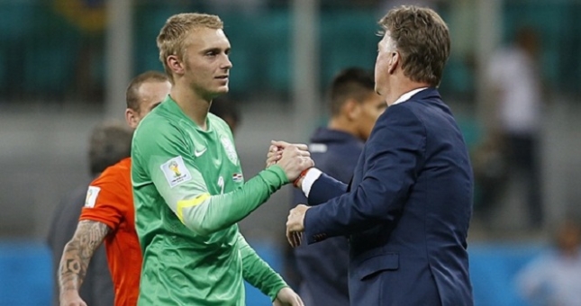 Sao Ajax không đá vòng loại Champions League chờ tới M.U