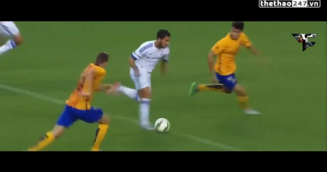 VIDEO: Màn trình diễn chói sáng của Eden Hazard trong trận gặp Barcelona