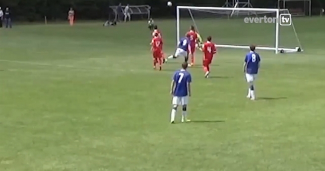 VIDEO: Pha trivela ghi bàn đẳng cấp của cầu thủ trẻ Everton