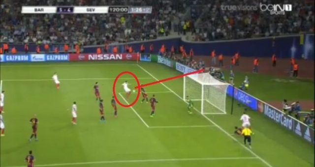 VIDEO: Pha bỏ lỡ đáng tiếc của cầu thủ Sevilla trong trận Siêu Cup châu Âu