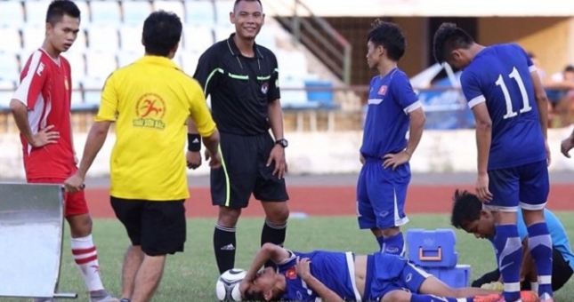 Tin vắn tối 12/8: Thanh Hậu chấn thương nặng trong trận gặp U19 Lào