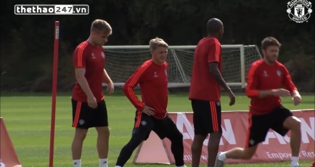 VIDEO: Các cầu thủ MU miệt mài tập luyện cho trận đấu với Club Brugge