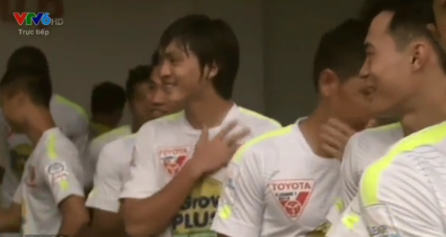 VIDEO: Màn trình diễn của Tuấn Anh ở trận gặp Sông Lam Nghệ An