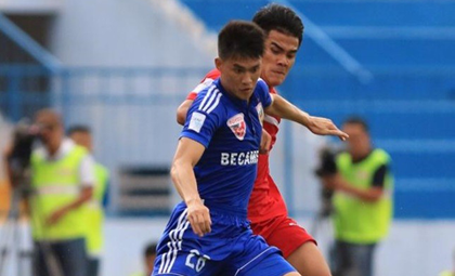 VĐ V-League 2015, B.Bình Dương nhận thưởng lớn