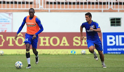 HAGL mất 2 trụ cột ở hai lượt trận cuối V-League 2015