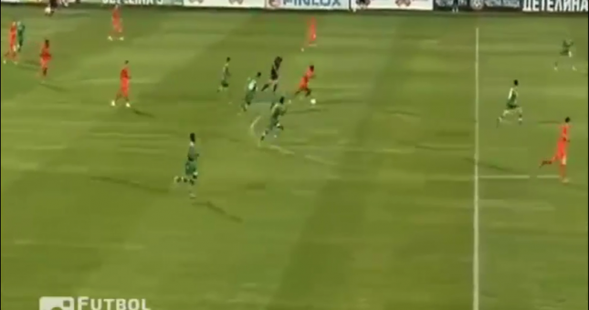 VIDEO: Rê bóng và ghi bàn như Messi của cầu thủ vô danh