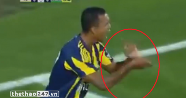 VIDEO: Nani ghi bàn đẹp mắt và màn ăn mừng vô cùng ngộ nghĩnh