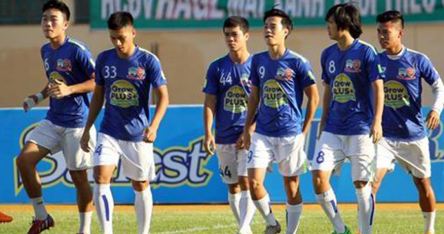 Công Phượng và hành động đáng khen ngợi ở Nha Trang