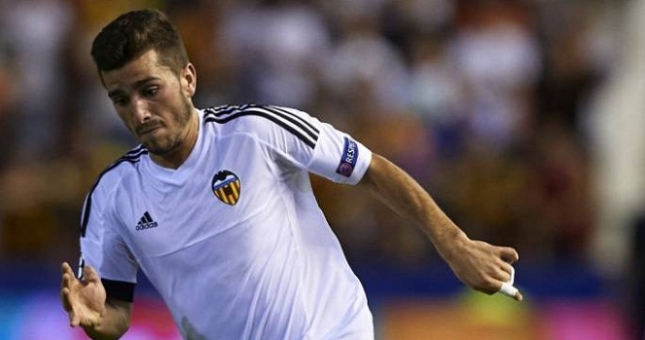 M.U nhắm kèo trái của Valencia thay thế Luke Shaw