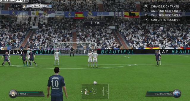VIDEO: Hướng dẫn kỹ thuật sút phạt kiểu Knuckleball như Ronaldo trong FIFA 16