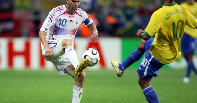 VIDEO: So những bàn thắng đẹp nhất của Ronaldinho và Zidane