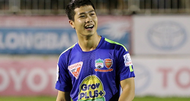 Công Phượng lỡ giải Cầu thủ trẻ xuất sắc nhất V-League 2015