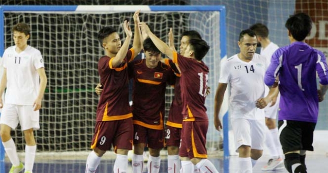 ĐT Futsal Việt Nam tiếp tục giành chiến thắng trên đất TBN