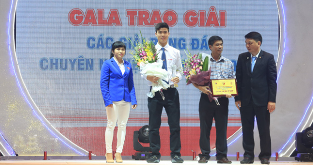 Tuổi 19 ngọt ngào của Đỗ Duy Mạnh