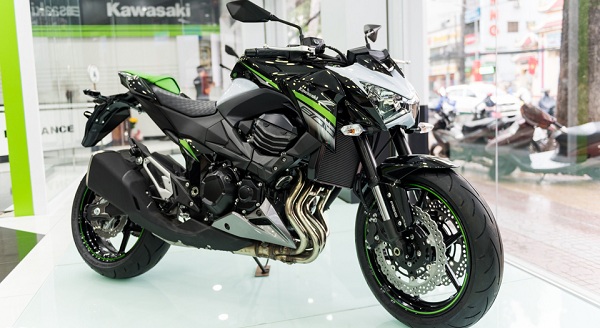 Cận cảnh Kawasaki Z800 2016 tại Việt Nam